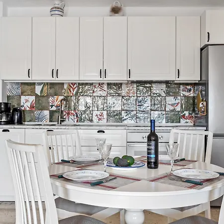Capistrano With Access To Nerjas Pool Area